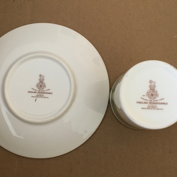ROYAL DOULTON Demitasse Cup & Saucer Set - Picture 4 of 6